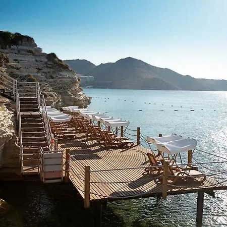 Xanadu Island 5* Akiarlar