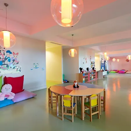Xanadu Island Hotel