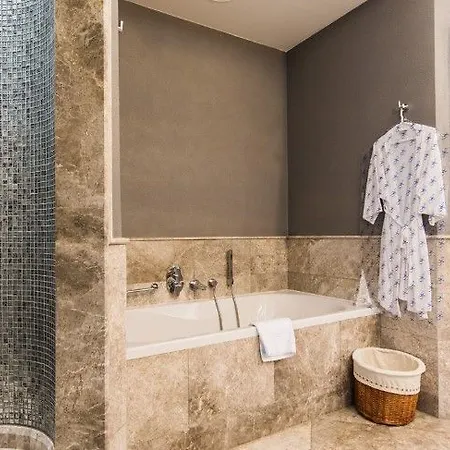 Xanadu Island Hotel Akiarlar